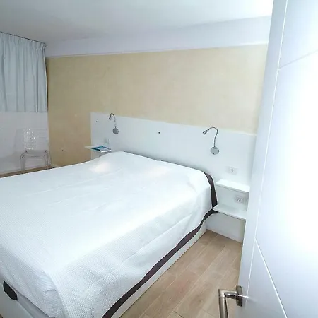 Dadas Apartament *